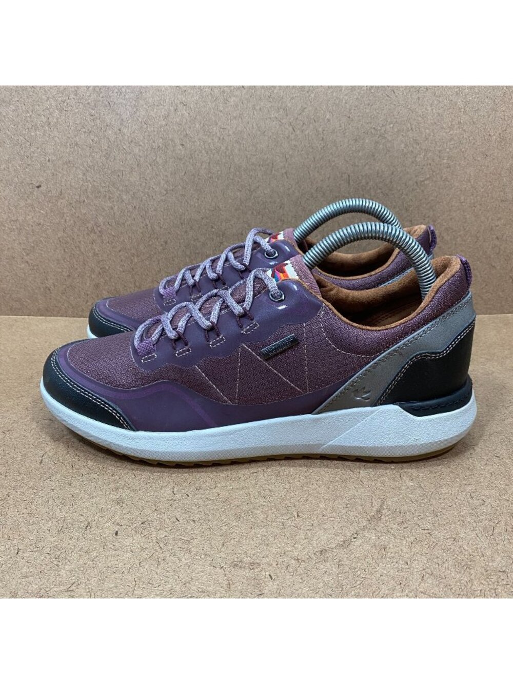 Cobb Hill Skylar Womens Waterproof Hydro-Shield Sneakers US 9 Eggplant Purple